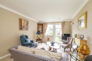 Lounge- click for photo gallery